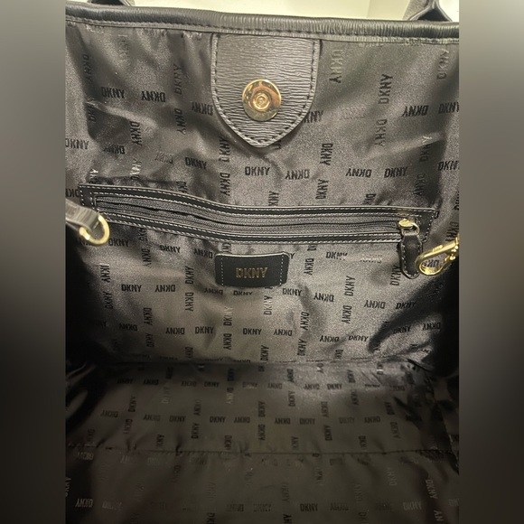 DKNY ARMY CAMO TOTE BAG - Picture 8 of 14